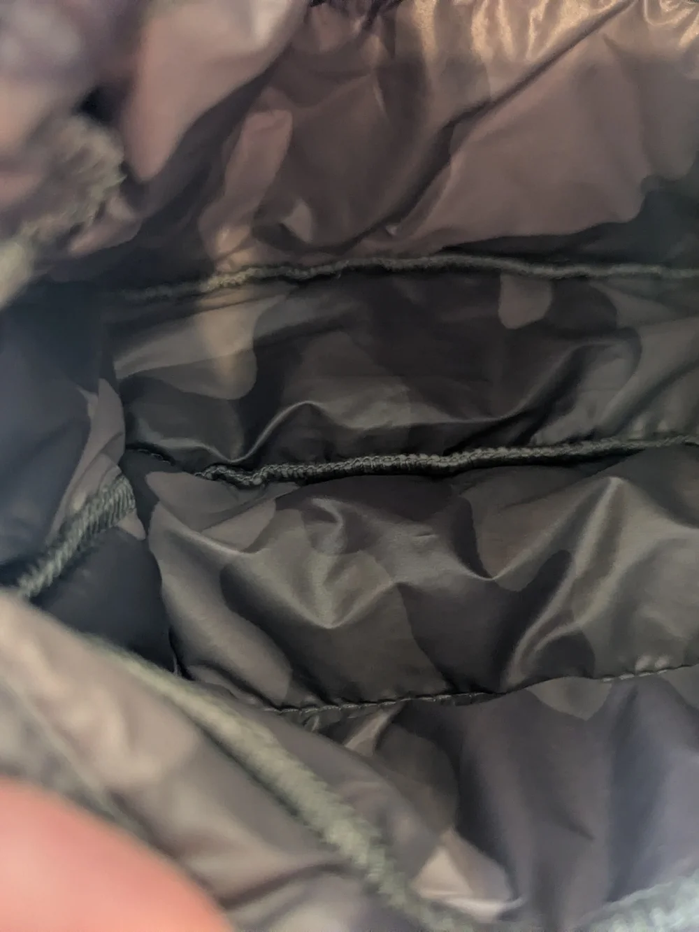 ANORAK Grey/Green Camo Down Quilted Wristlet Pouch